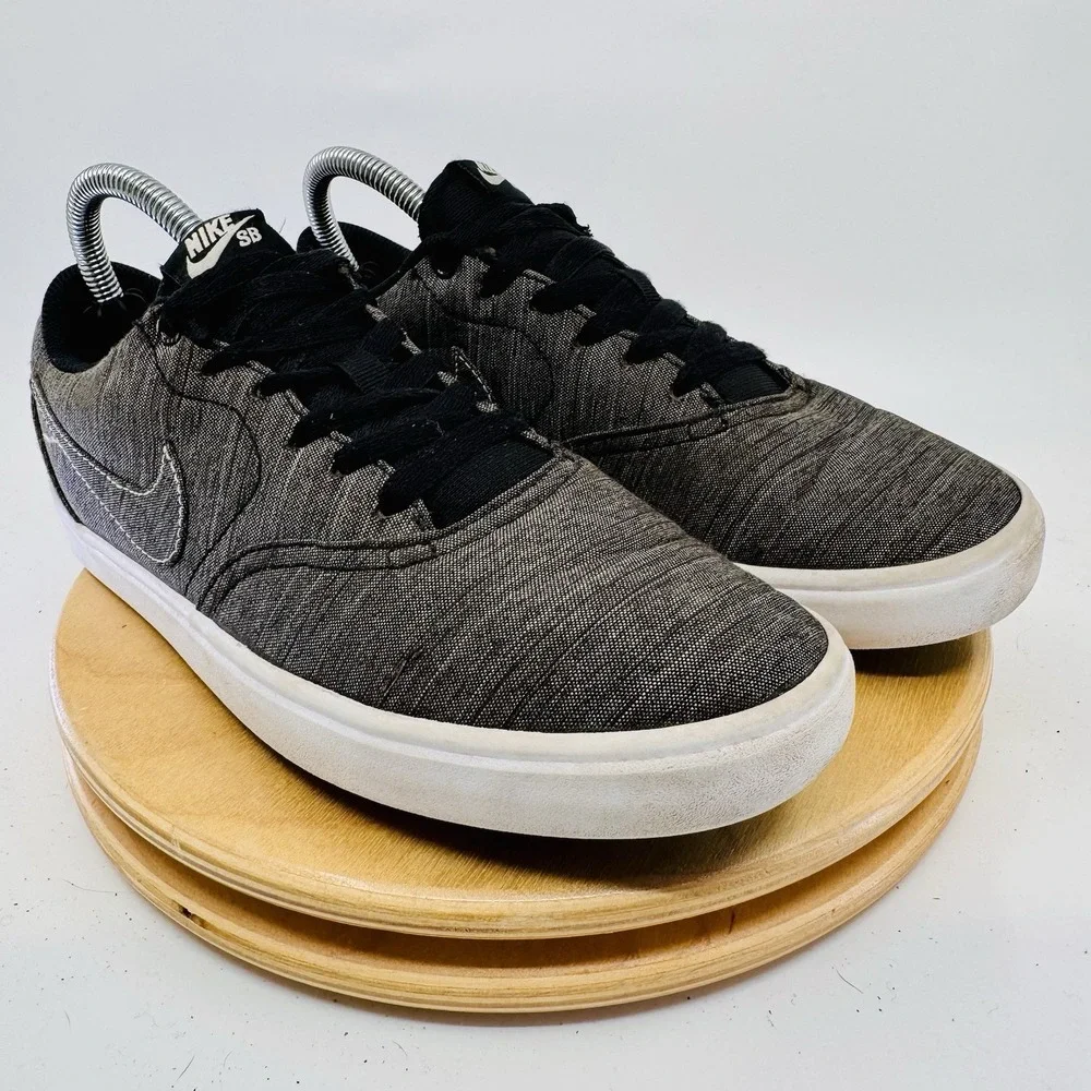 Nike SB Check Solarsoft Gray Black Skate Shoes 843896-004 Men's Size 7.5